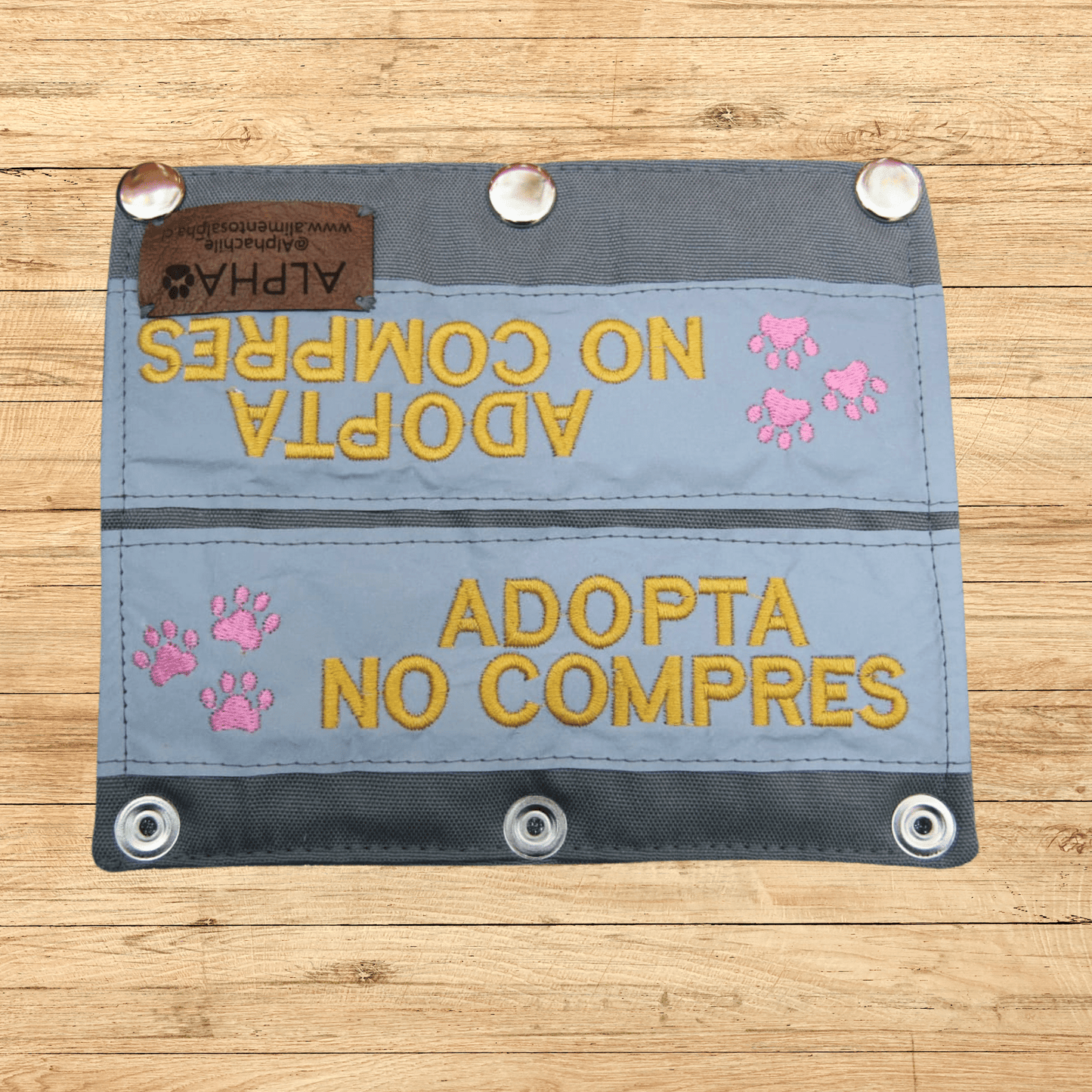 ADOPTA, NO COMPRES